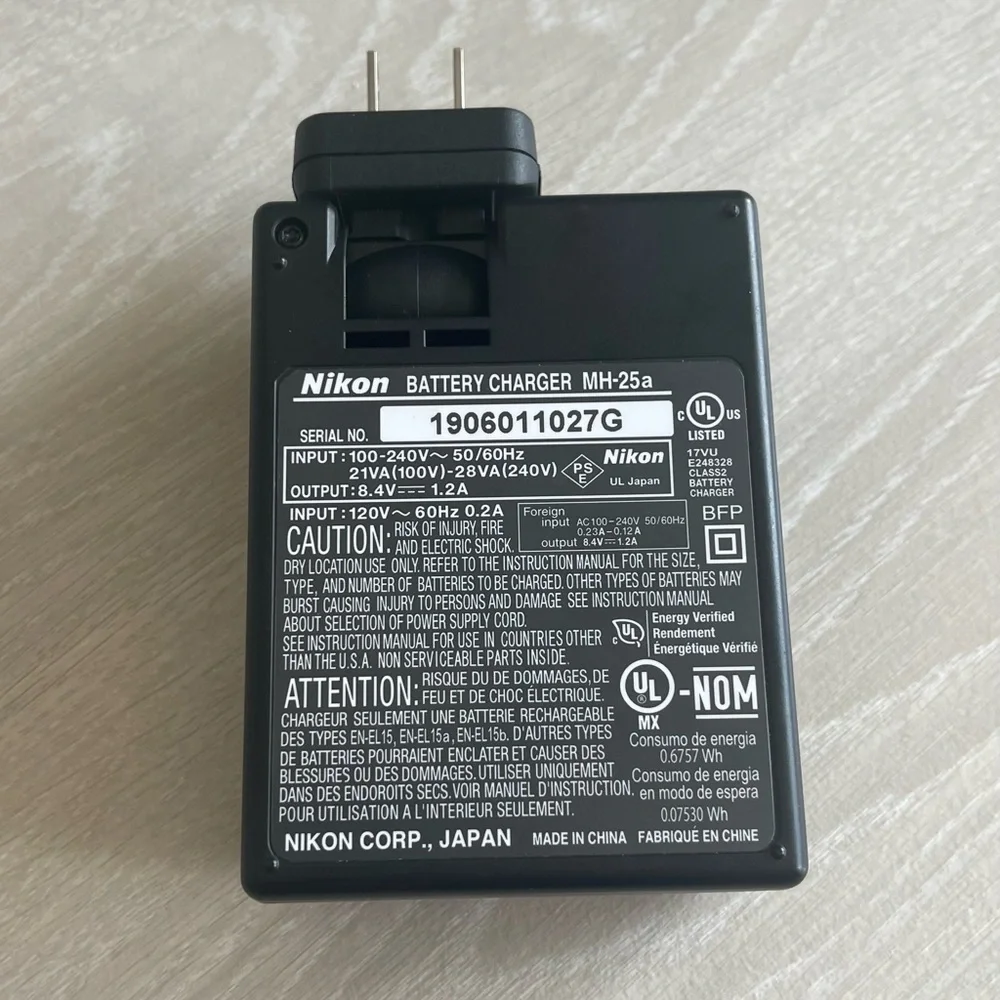Nikon MH-25a Battery Charger